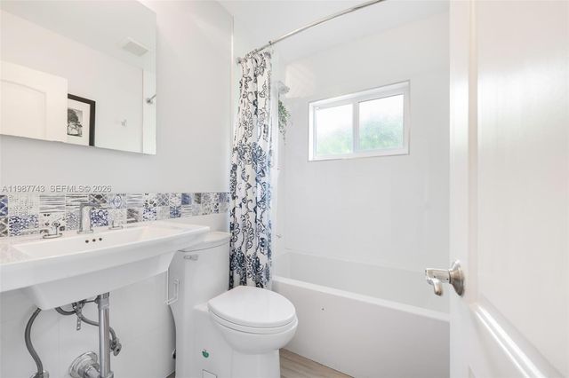 809 Angelo Ave, Coral Gables, FL 33134