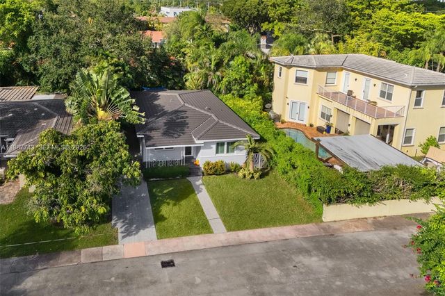 809 Angelo Ave, Coral Gables, FL 33134