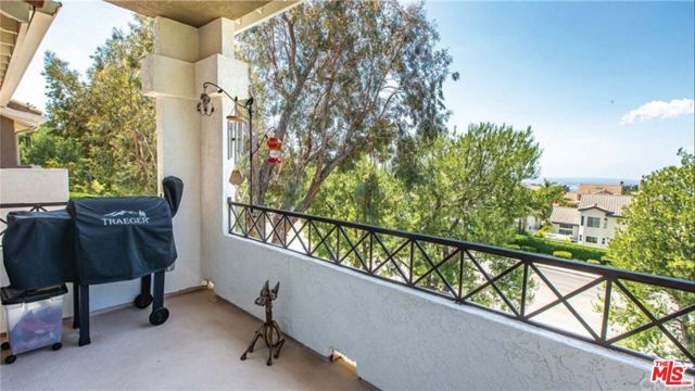 1055 S Dewcrest Drive, Anaheim, CA 92808