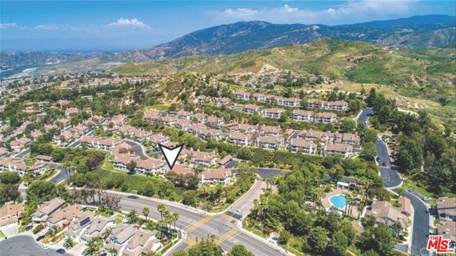 1055 S Dewcrest Drive, Anaheim, CA 92808