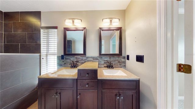 33817 SECRET HILL DRIVE, Leesburg, FL 34788