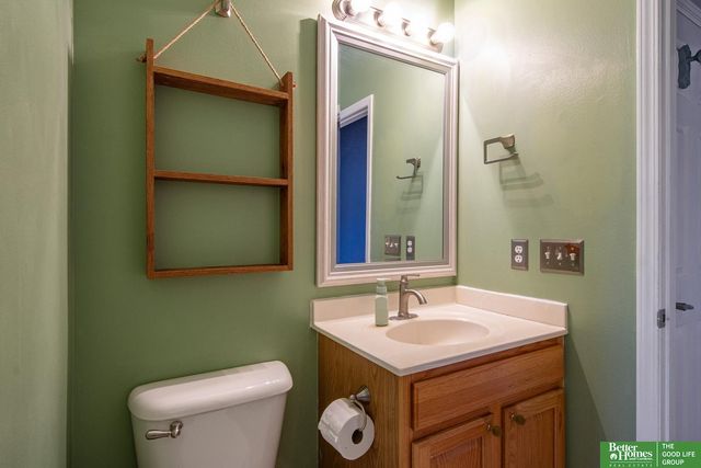 18028 Lillian Street, Omaha, NE 68136