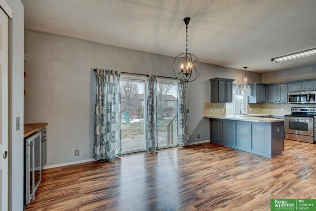 18028 Lillian Street, Omaha, NE 68136