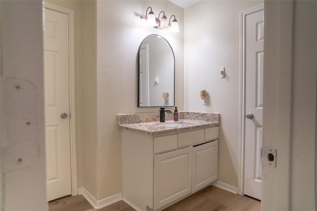 3426 Barkers Crossing Avenue, Houston, TX 77084