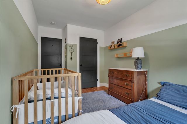 19 Sherwood Road, Middletown, RI 02842