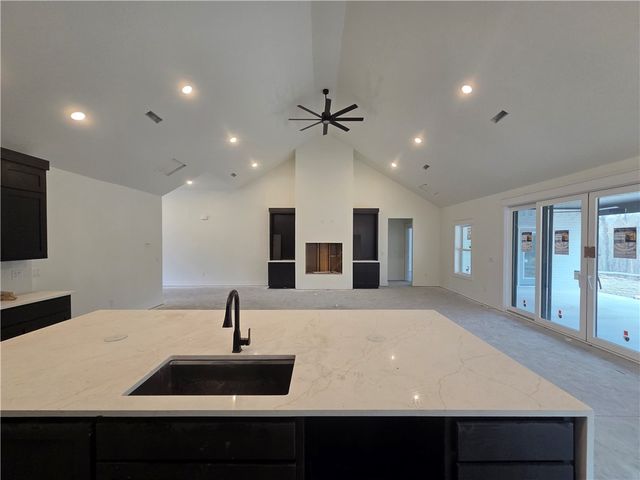 5116 Joe Lane, Rogers, AR 72756