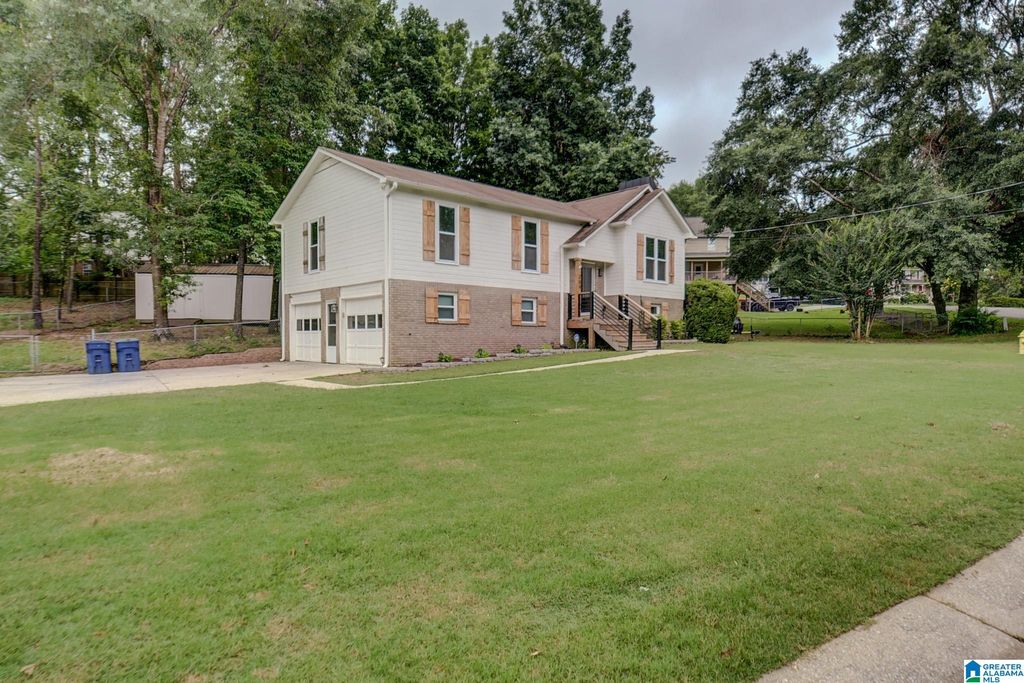 204 SHALIMAR CIRCLE, Alabaster, AL 35007