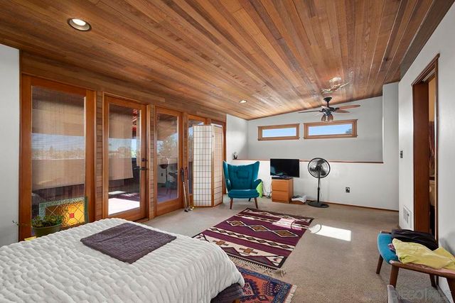 1817 David St, San Diego, CA 92111