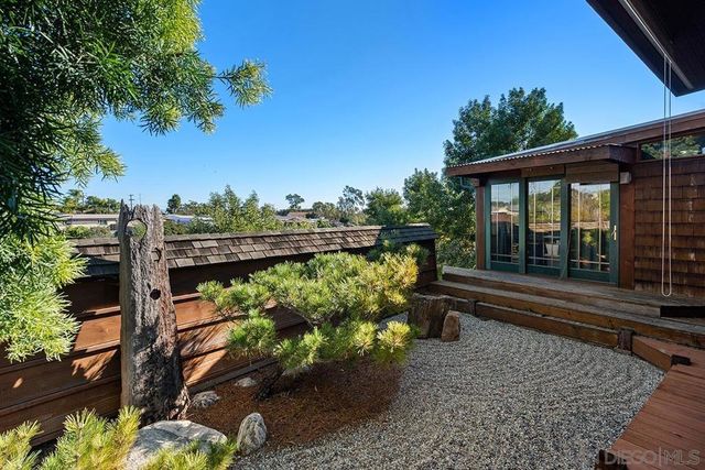 1817 David St, San Diego, CA 92111