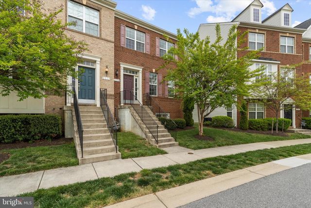 2119 GARDEN GROVE LN, Mitchellville, MD 20721
