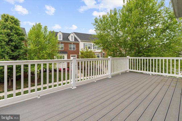 2119 GARDEN GROVE LN, Mitchellville, MD 20721
