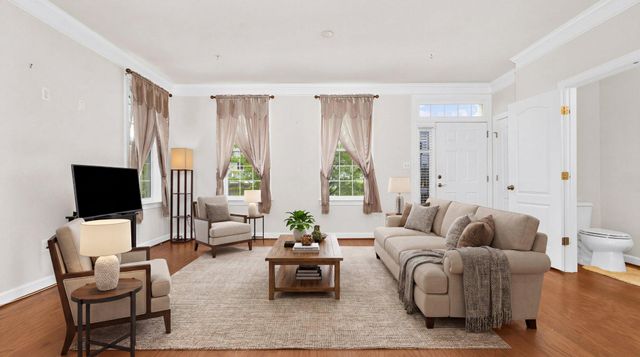 2119 GARDEN GROVE LN, Mitchellville, MD 20721