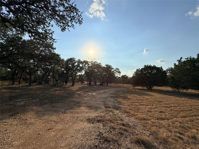 1435 Hilliard RD, San Marcos, TX 78666