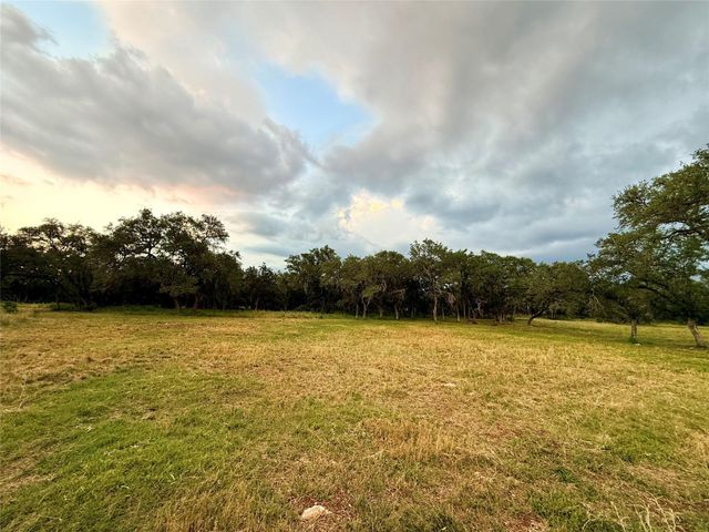 1435 Hilliard RD, San Marcos, TX 78666