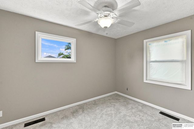 7094 Franklin Street, Omaha, NE 68104
