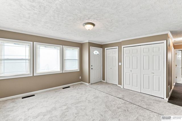 7094 Franklin Street, Omaha, NE 68104
