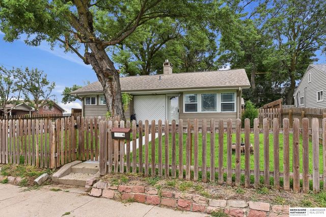 7094 Franklin Street, Omaha, NE 68104