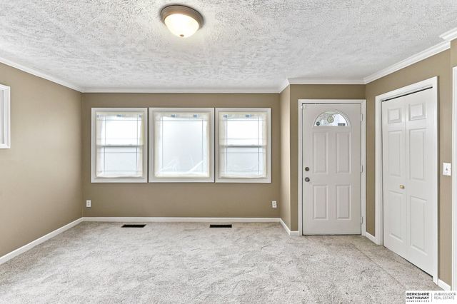 7094 Franklin Street, Omaha, NE 68104