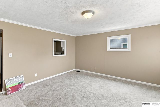 7094 Franklin Street, Omaha, NE 68104