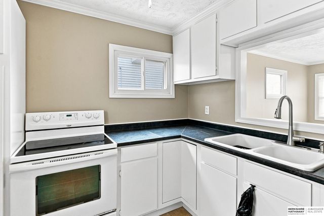 7094 Franklin Street, Omaha, NE 68104