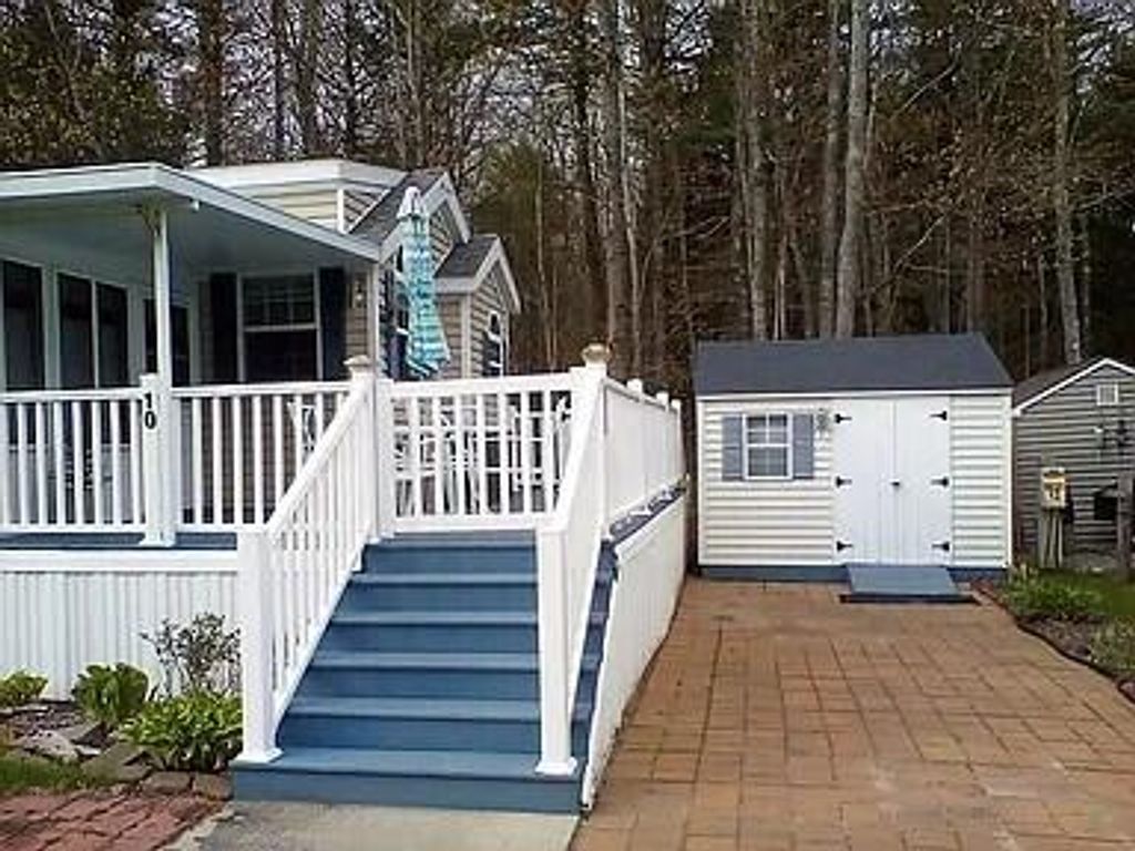 10 Seacoast Lane, Old Orchard Beach, ME 04064 — photo 2