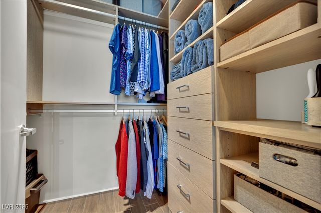 353 East Bonneville Avenue 626, Las Vegas, NV 89101