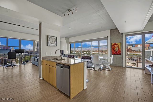 353 East Bonneville Avenue 626, Las Vegas, NV 89101