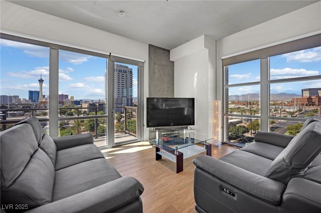 353 East Bonneville Avenue 626, Las Vegas, NV 89101