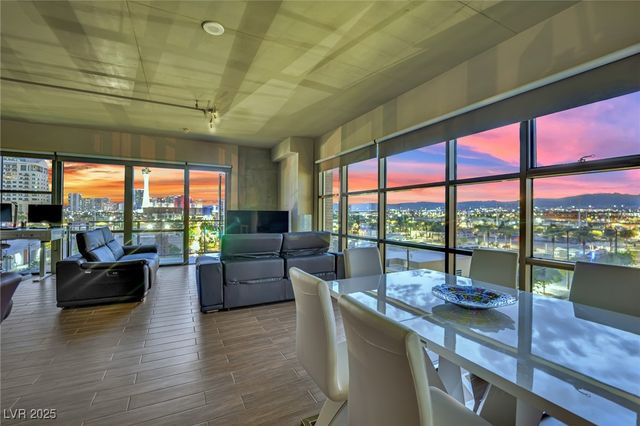 353 East Bonneville Avenue 626, Las Vegas, NV 89101