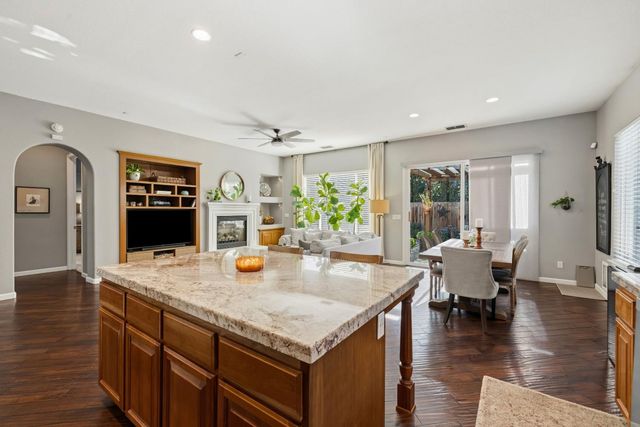 4762 Savoie Way, Sacramento, CA 95835