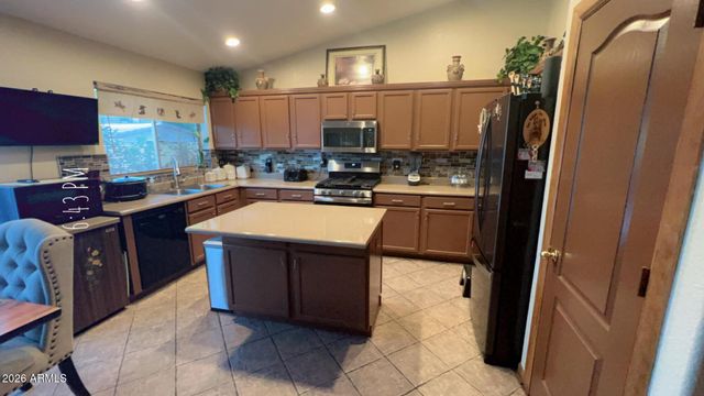 7972 W RANCHO Drive, Glendale, AZ 85303