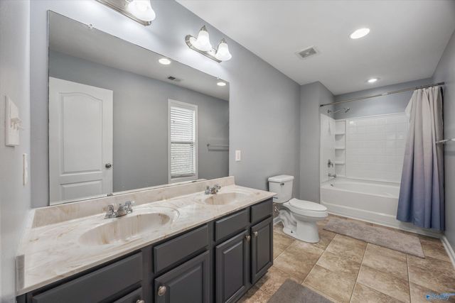 156 Gardengate Drive, Harvest, AL 35749