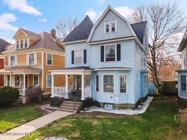 1039 Parkwood Boulevard, Schenectady, NY 12308