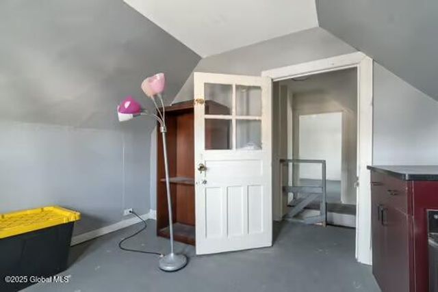 1039 Parkwood Boulevard, Schenectady, NY 12308