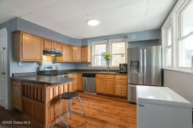 1039 Parkwood Boulevard, Schenectady, NY 12308