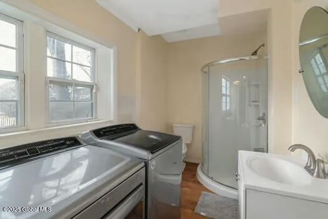 1039 Parkwood Boulevard, Schenectady, NY 12308