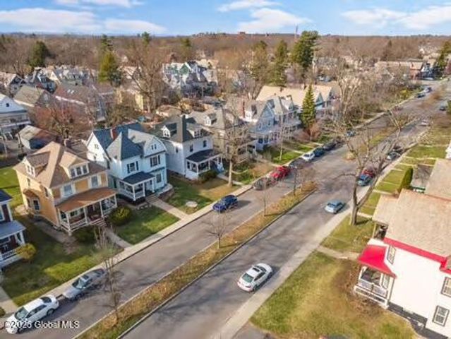 1039 Parkwood Boulevard, Schenectady, NY 12308