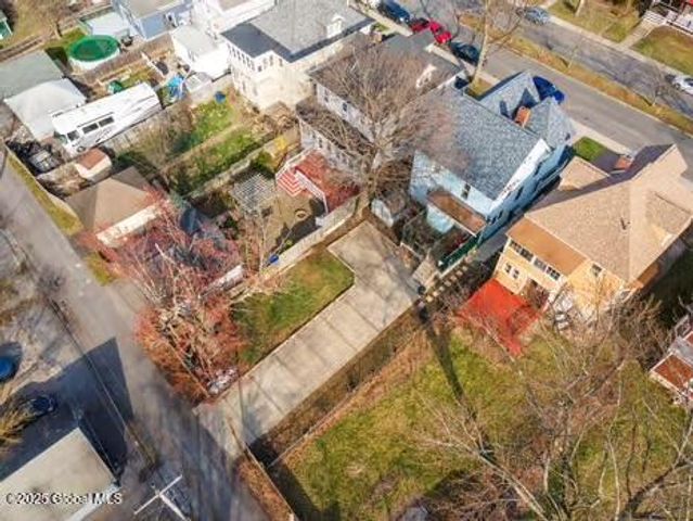 1039 Parkwood Boulevard, Schenectady, NY 12308