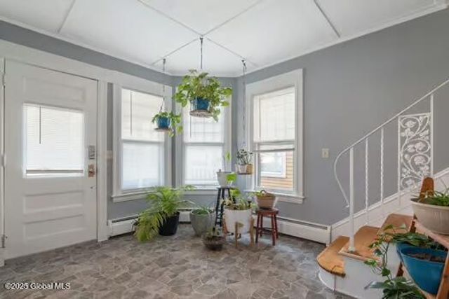 1039 Parkwood Boulevard, Schenectady, NY 12308