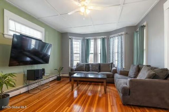 1039 Parkwood Boulevard, Schenectady, NY 12308