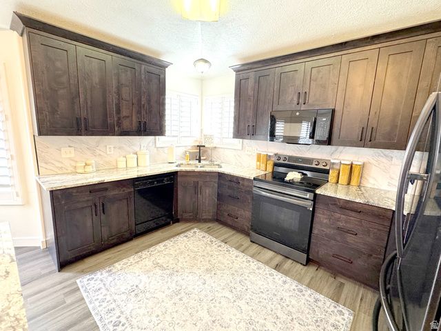 1926 N 2530 W, Clinton, UT 84015