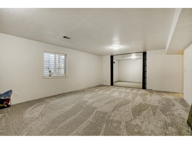 106 Linden Oaks Dr, Ault, CO 80610