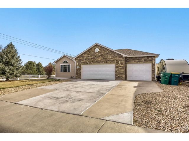 106 Linden Oaks Dr, Ault, CO 80610