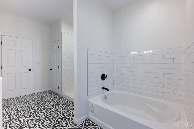 309 Oxford Avenue, Franklin, OH 45005