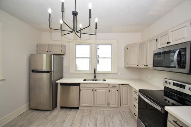 718 W Lexington Avenue, Danville, KY 40422