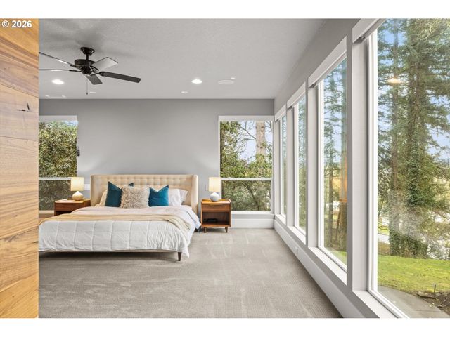 2193 Ne 3RD Ave, Camas, WA 98607