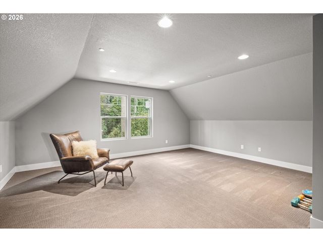 2193 Ne 3RD Ave, Camas, WA 98607