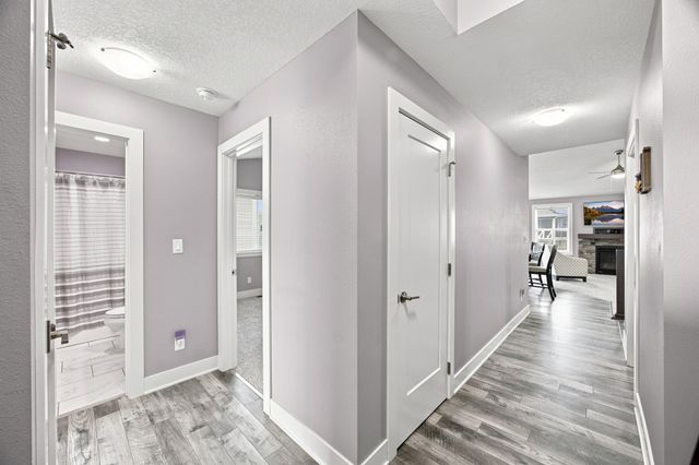 606 NW Reinhart Drive, Ankeny, IA 50023