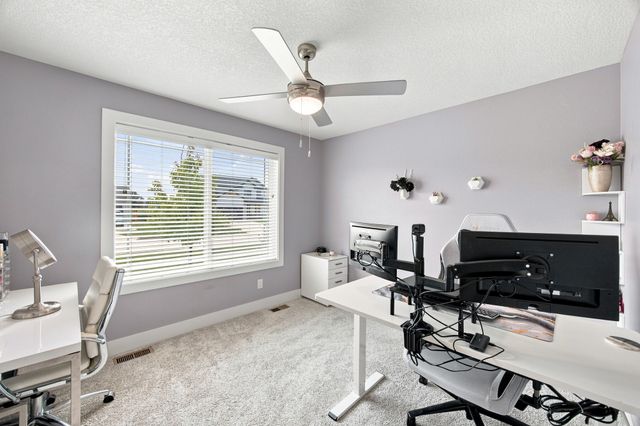 606 NW Reinhart Drive, Ankeny, IA 50023