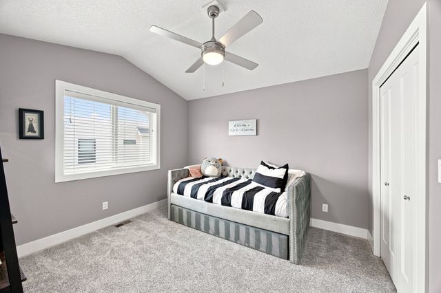 606 NW Reinhart Drive, Ankeny, IA 50023